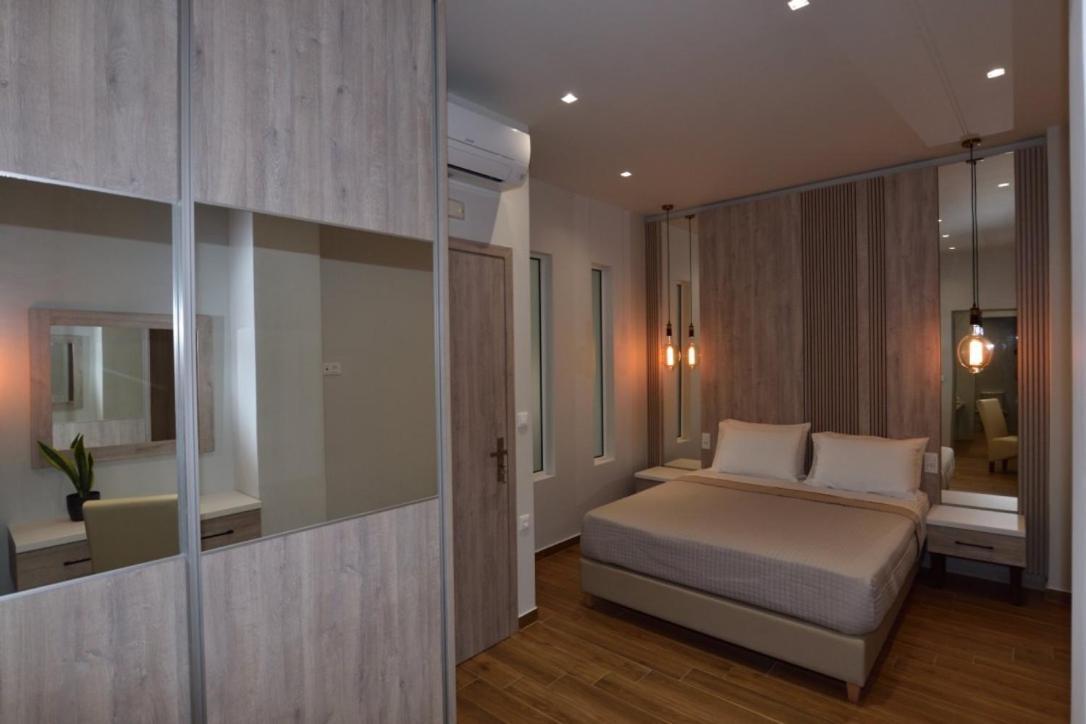 Gonis Grand Luxury Suite Palaiochora Dış mekan fotoğraf